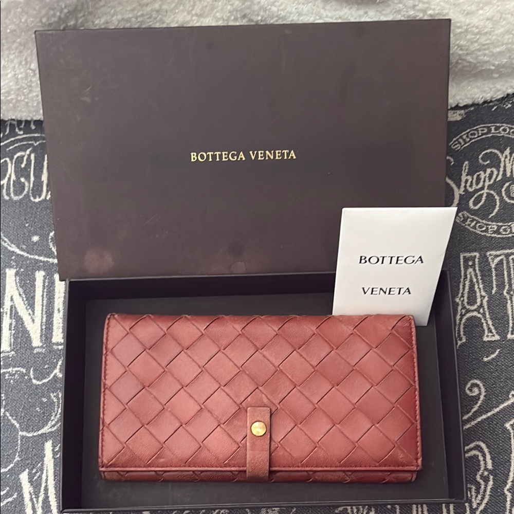 Full Inclusion Bottega Veneta Brown Continental Wallet